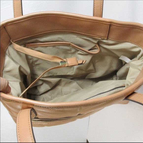 JENNIFER LOPEZ Tan Quilted Tote Bag - Picture 8 of 8